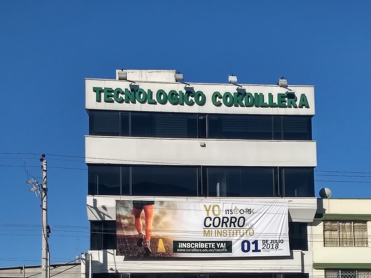 Instituto Tecnológico Superior Cordillera Optometría — foto