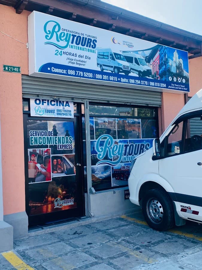 REY TOURS INTERNATIONAL (servicio de busetas viajes Quito Cuenca ) — foto