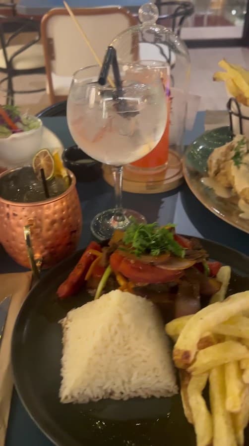 Killari Restobar — foto