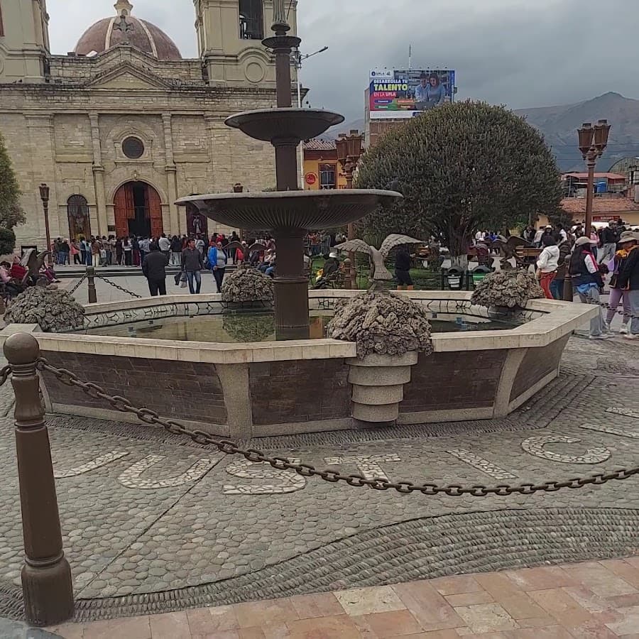 Huancayo: "Ciudad Incontrastable" — foto