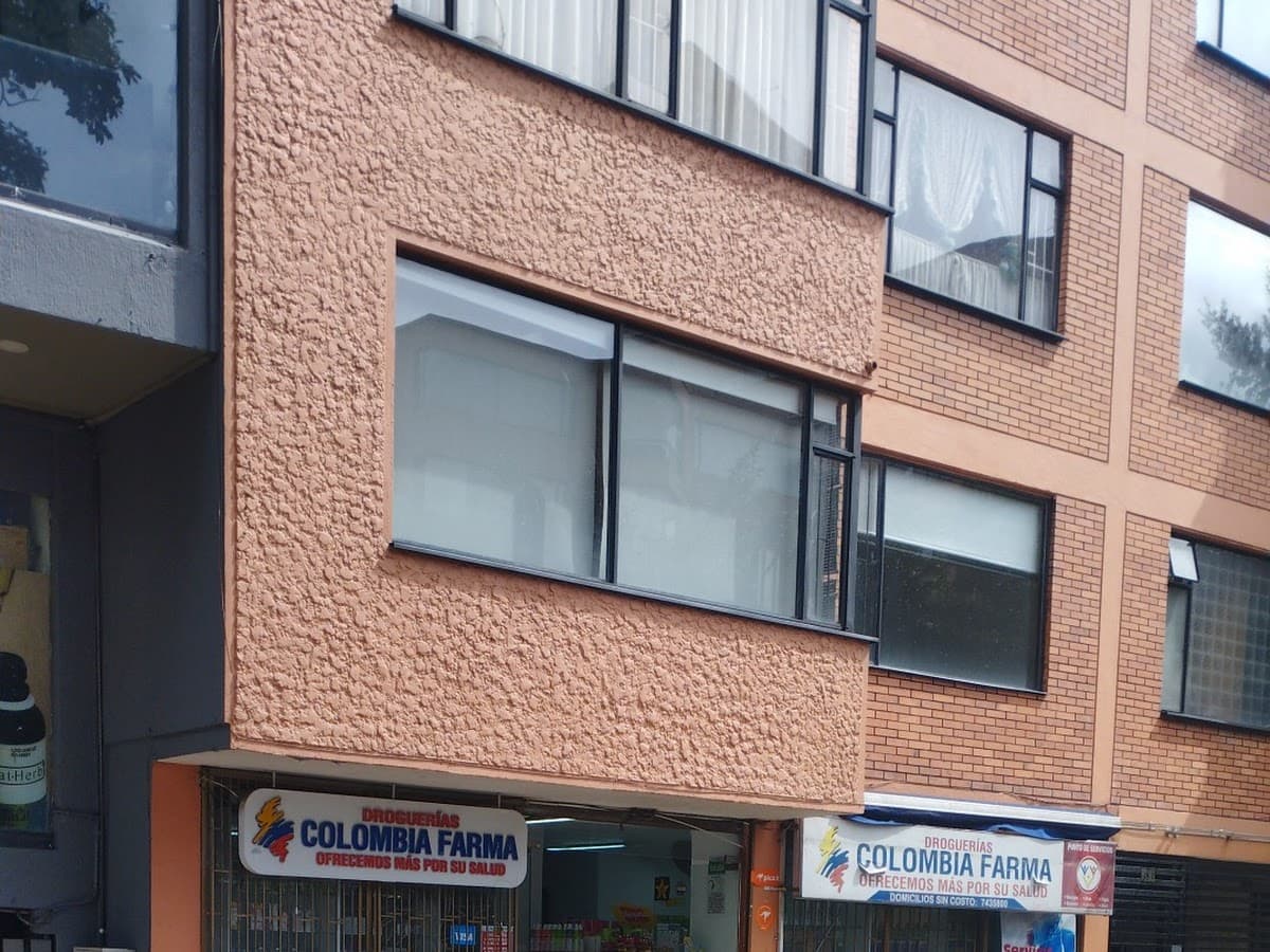 Drogueria Farmacias De Colombia — foto