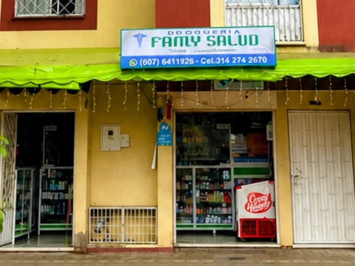 Droguería Farmaciudadela — foto
