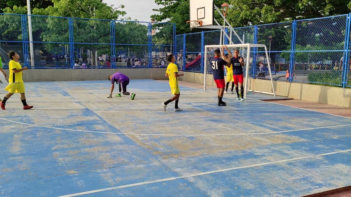 Parque Santo Domingo Savio — foto