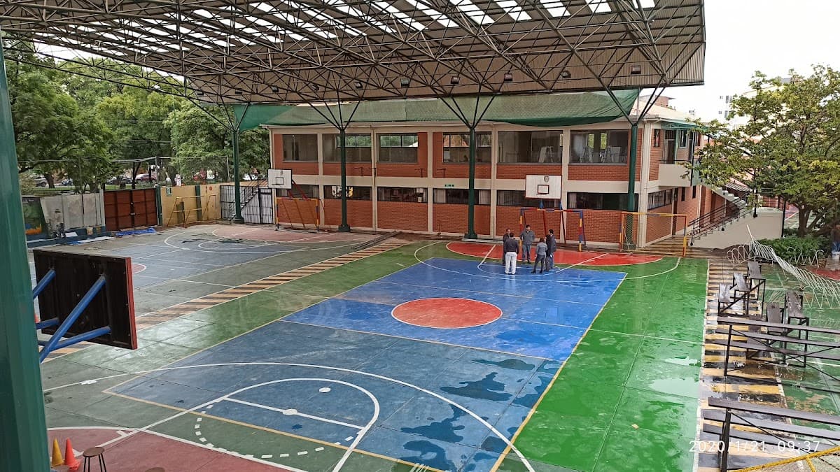 Colegio Loyola — foto