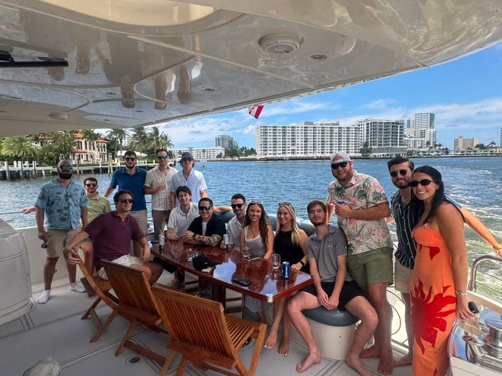 Coastal Yacht Tours — foto