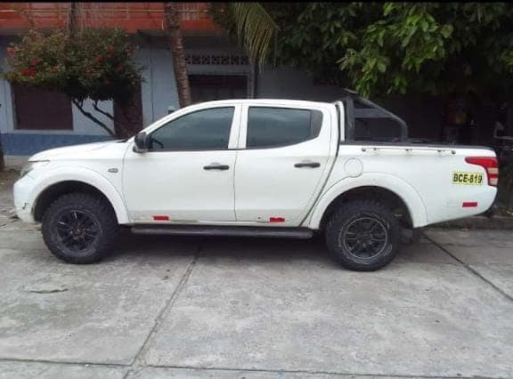 Alquiler de Autos y Camionetas 4x4 — foto