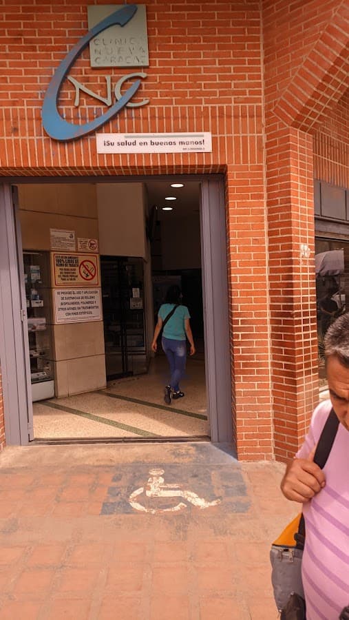 Clínica Nueva Caracas — foto