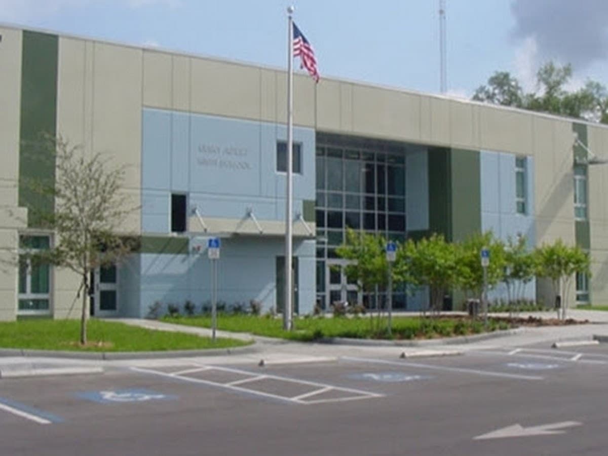 Chamberlain Adult & Comm School — foto