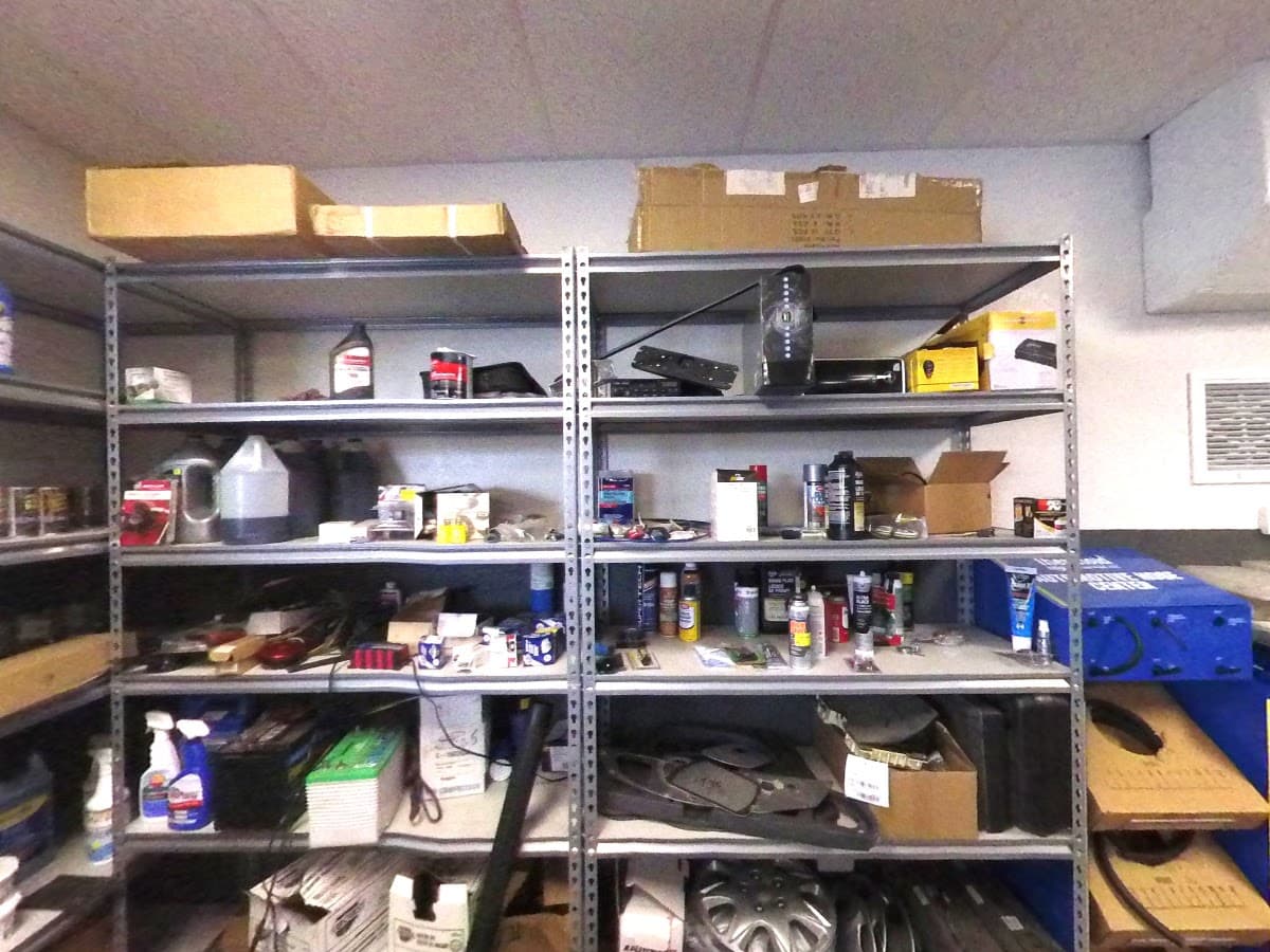 The Car Shop — foto