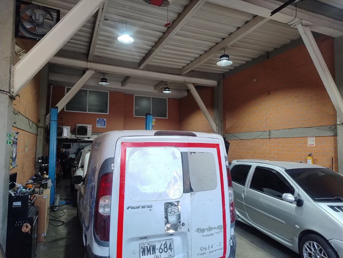 Vital Autos - Taller Mecánica Automotriz — foto