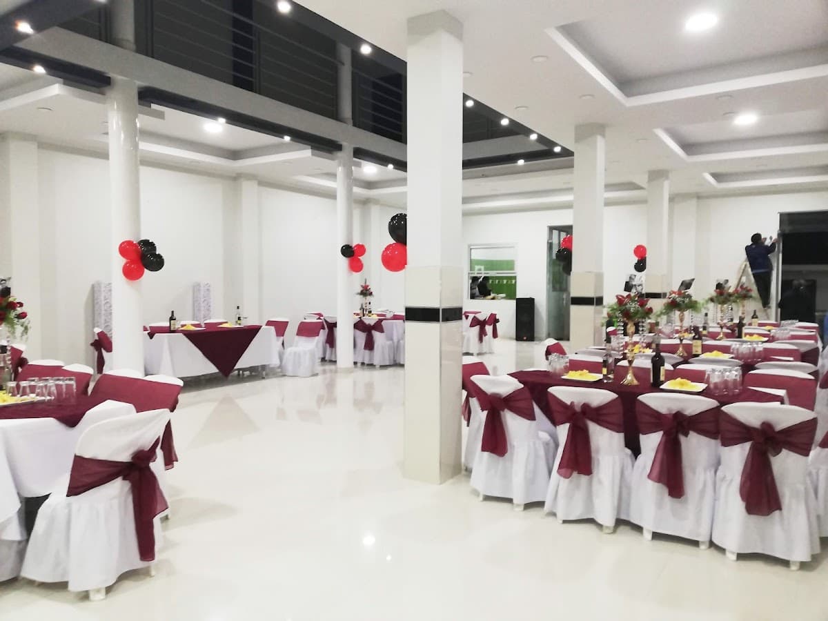 Salon De Eventos "Rocabado" — foto