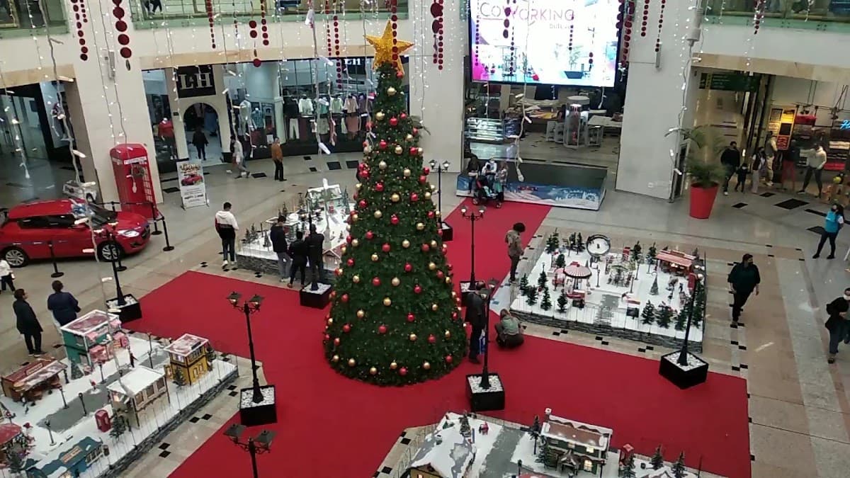 Centro Comercial Bulevar Niza — foto