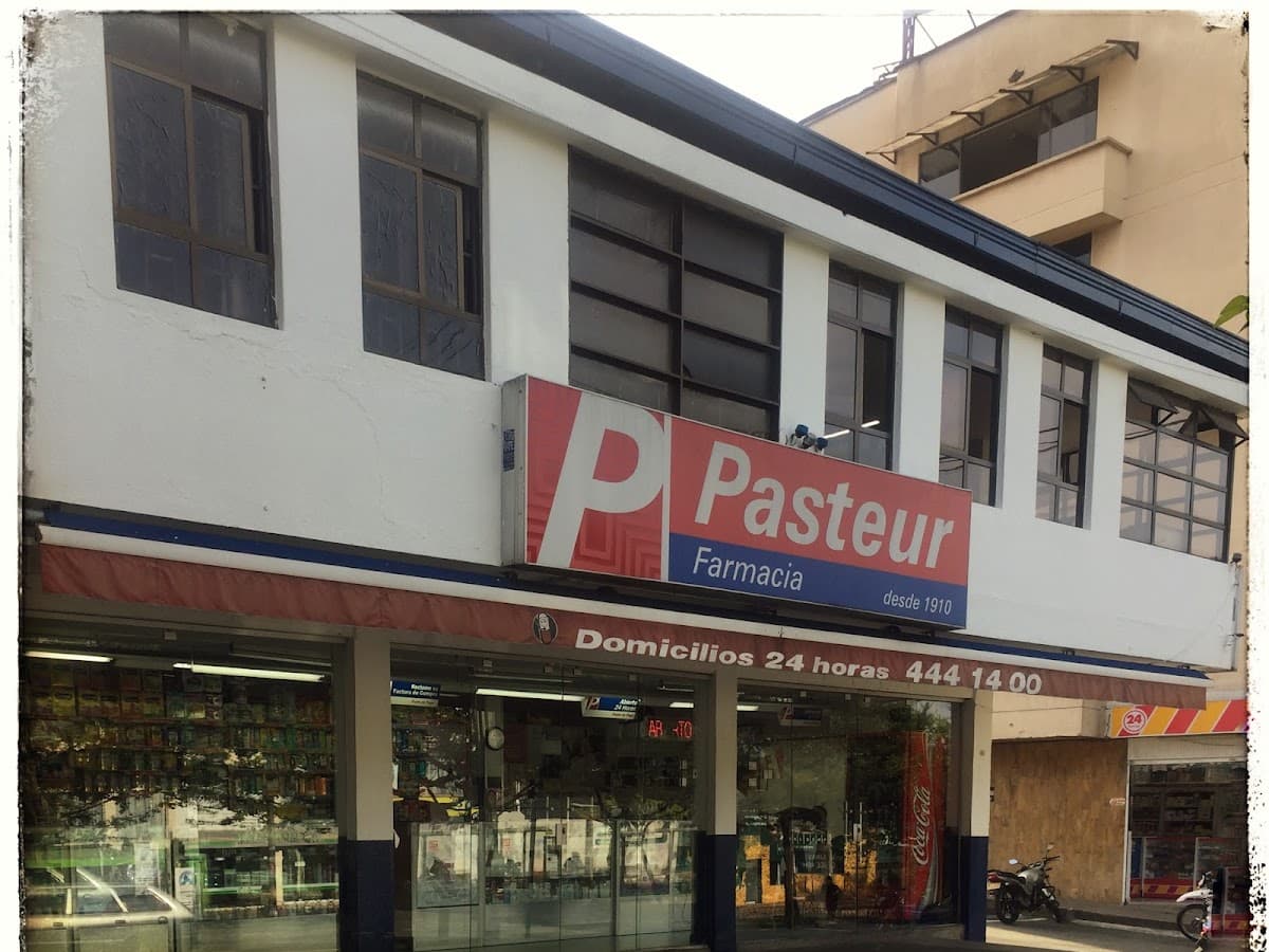 Pasteur Farmacia Buenos Aires - Medellín — foto