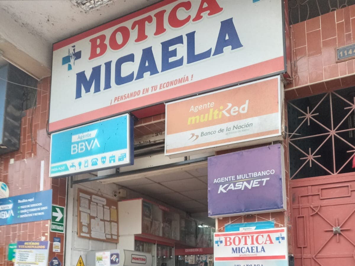 botica cruz verde — foto