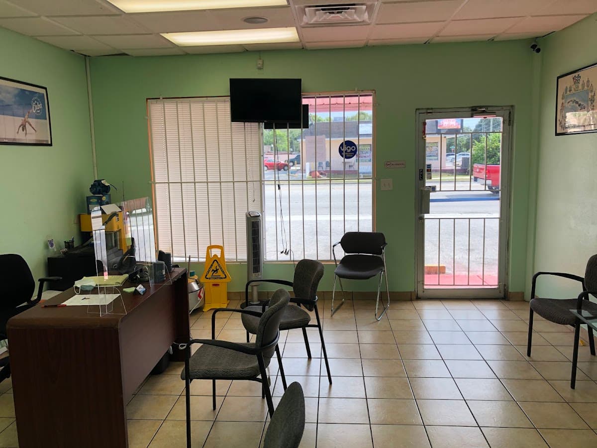 Taino of Tampa & Pedro's Envios — foto