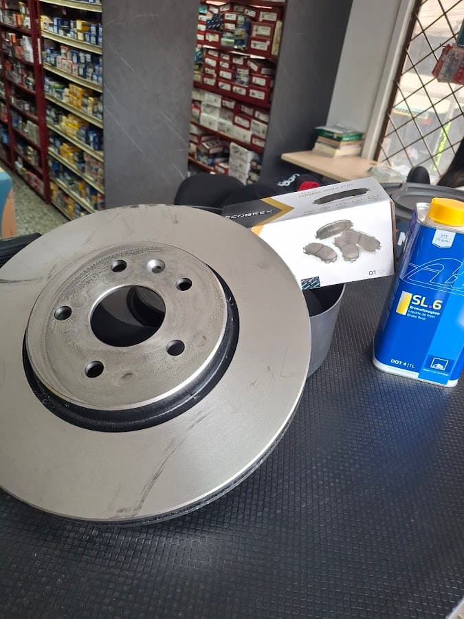 Uno A Automotriz - Frenos Uno A - Colpanales almacen repuestos y autopartes — foto