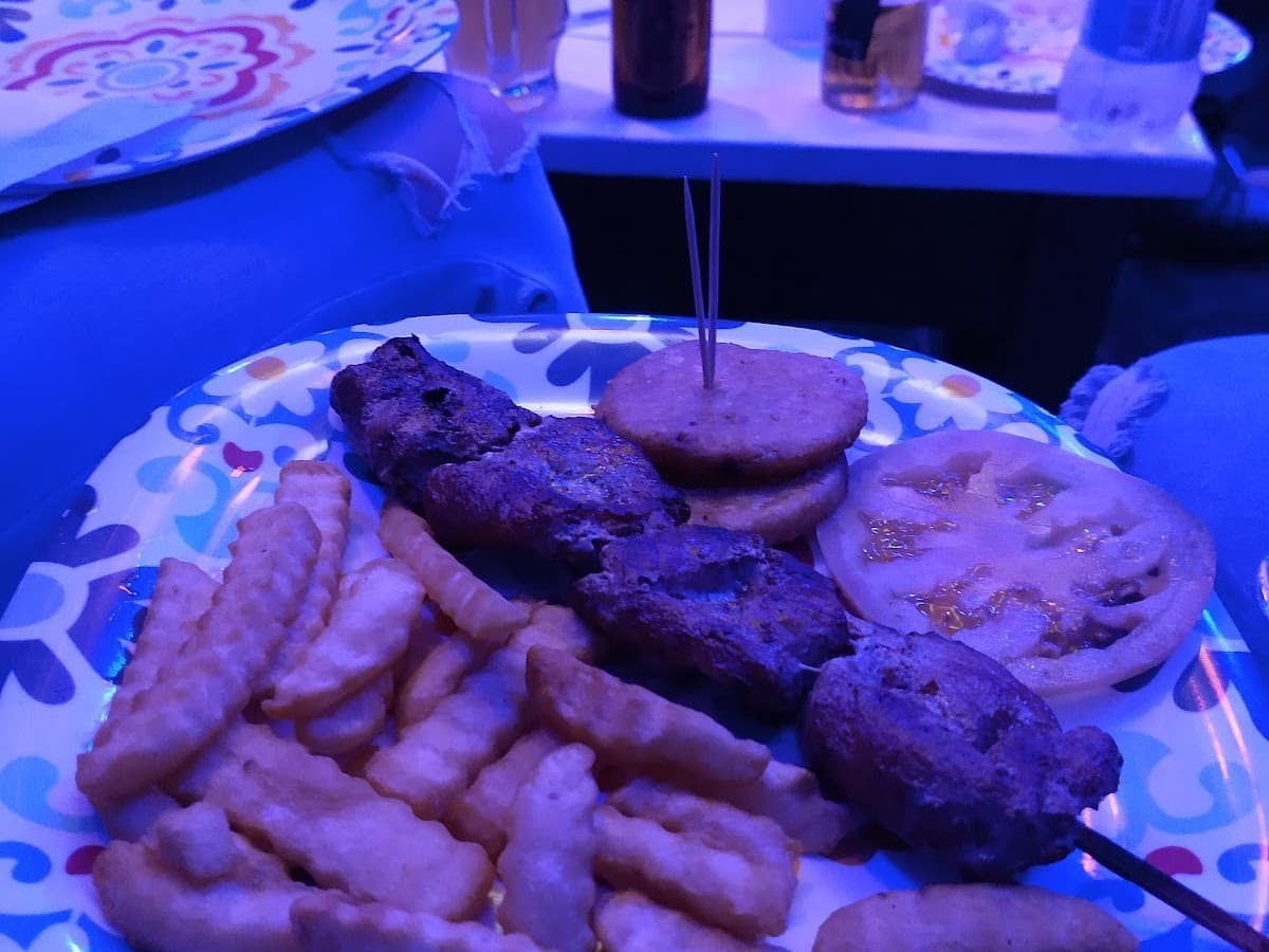 DELFOS VIDEO BAR 🍔 🍕 🎸 🎤 HAMBURGUESA PEREIRA DOMICILIOS — foto