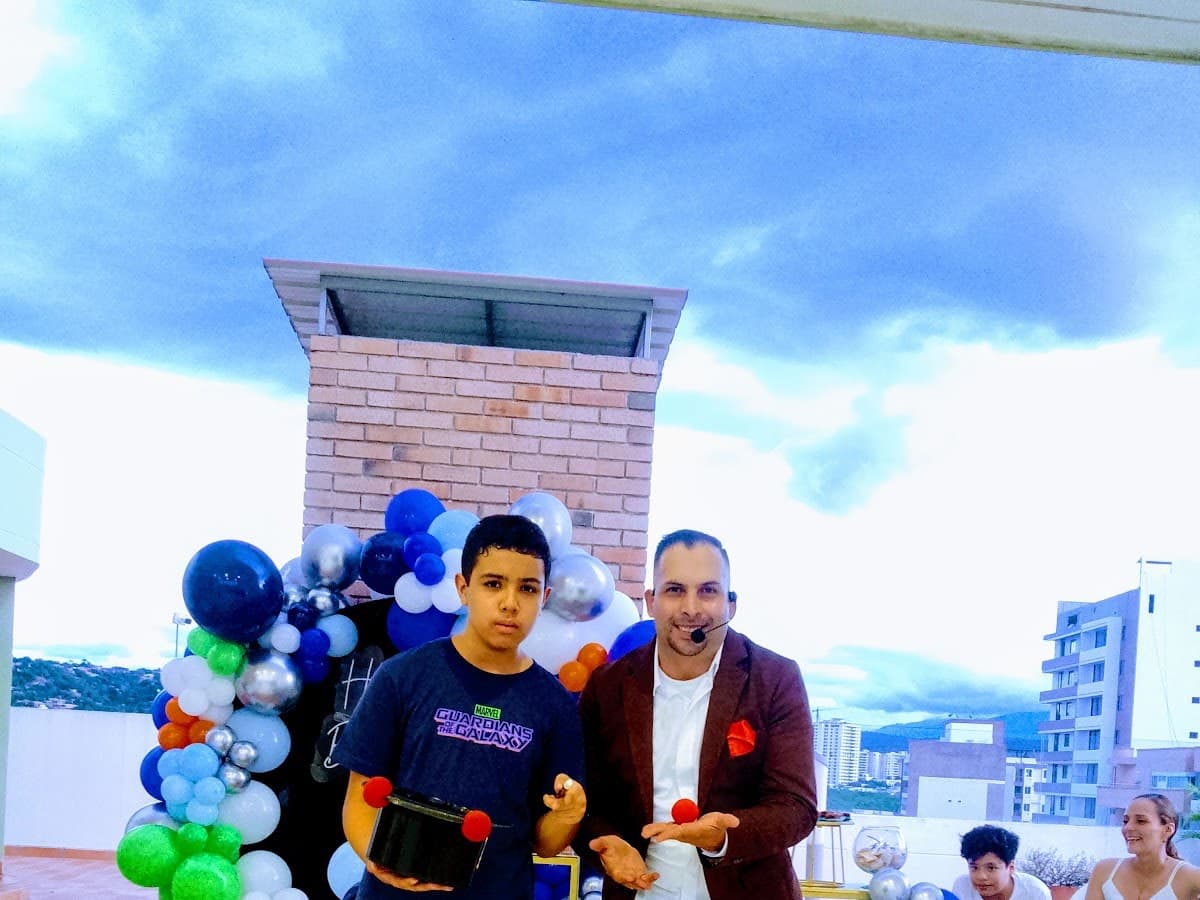 Mago ilusionista Juan Quint Lorgia — foto