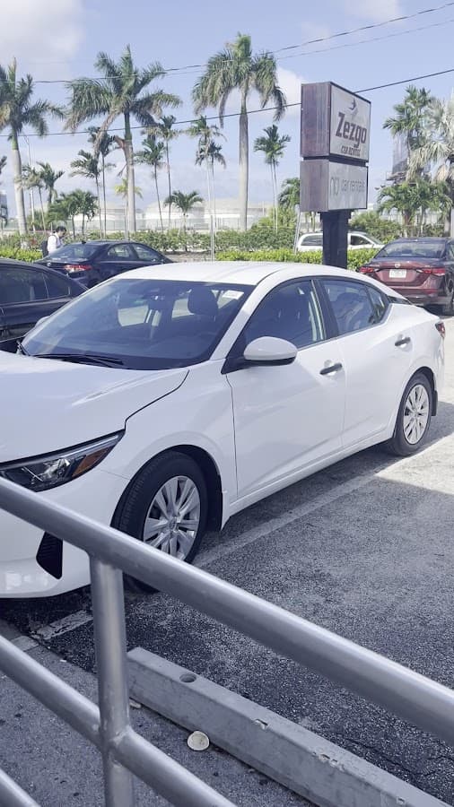 NÜ Car Rentals — foto