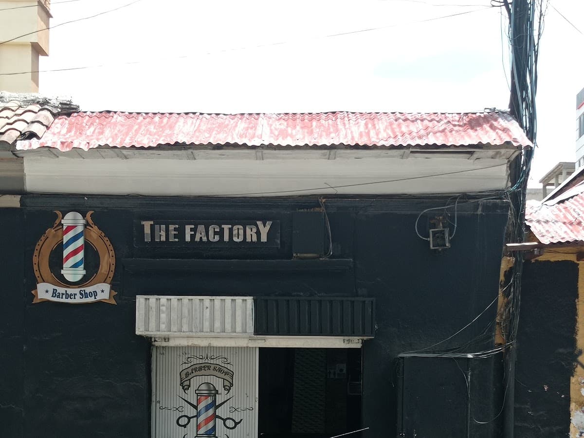MF Factory Hair And Makeup — foto