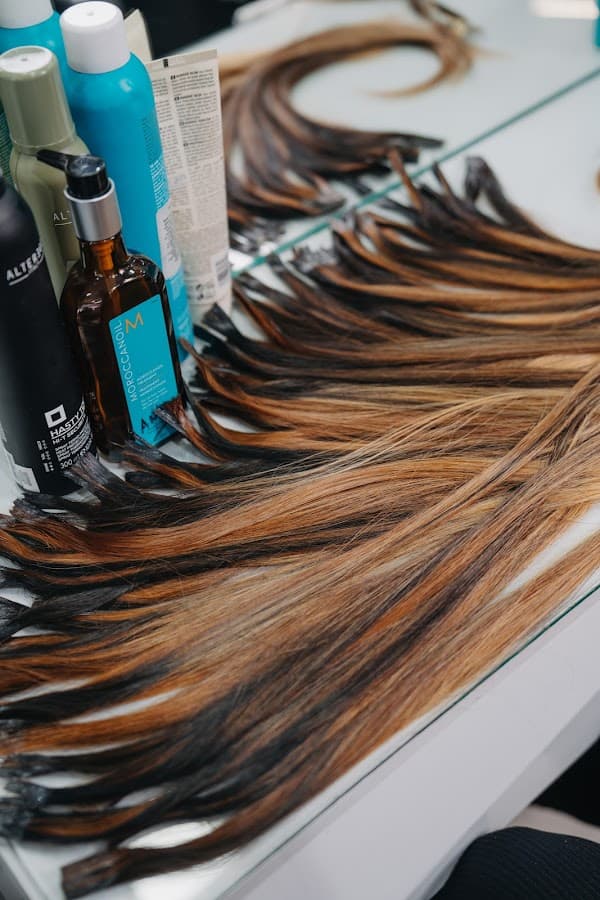 THE SALON PELUQUERÍA . SPA- MANGA — foto