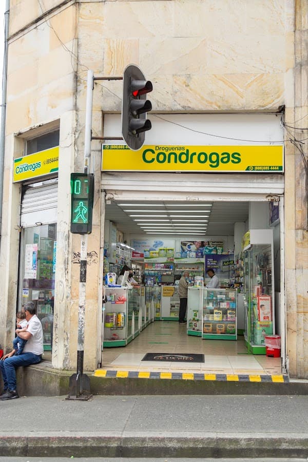 Condrogas CENTRO PRINCIPAL - Manizales. Productos de droguería, farmacia, cuidado personal y belleza. Servicio de domicilio. — foto