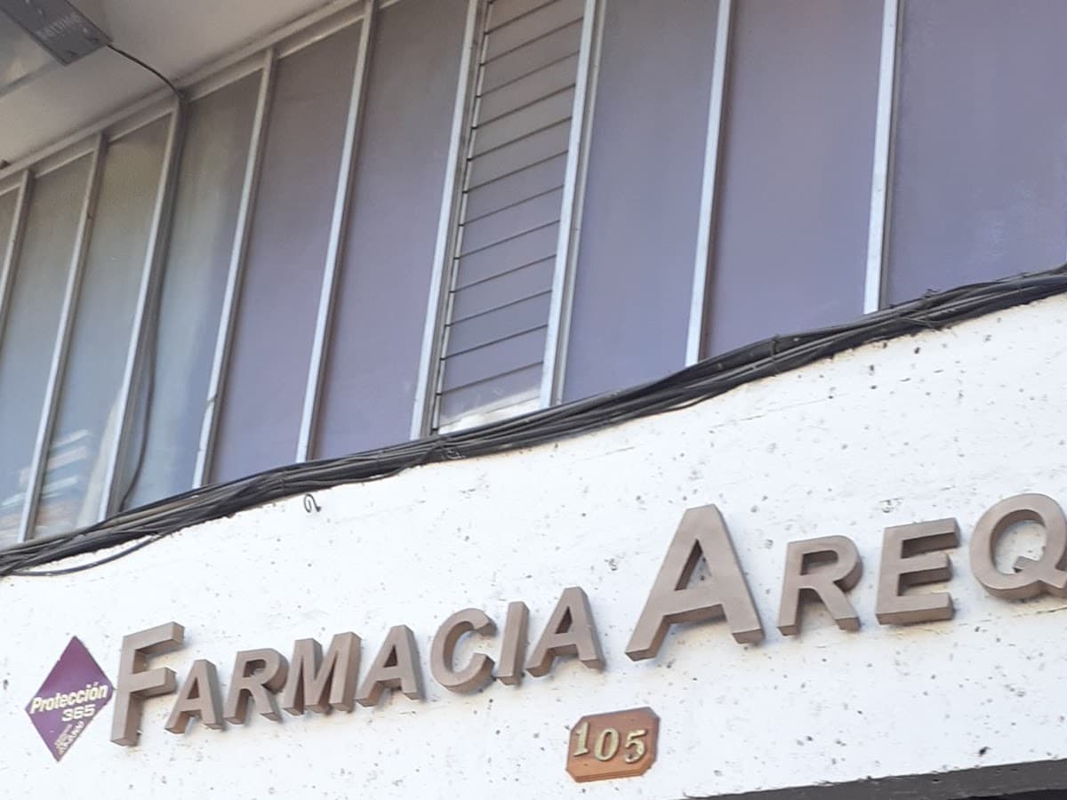 Farmacia Clinica Arequipa — foto