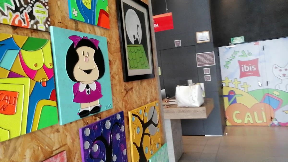 Hotel Ibis Cali Granada — foto