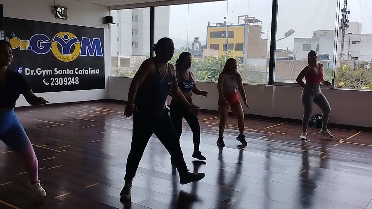 Gimnasio Dr. Gym — foto