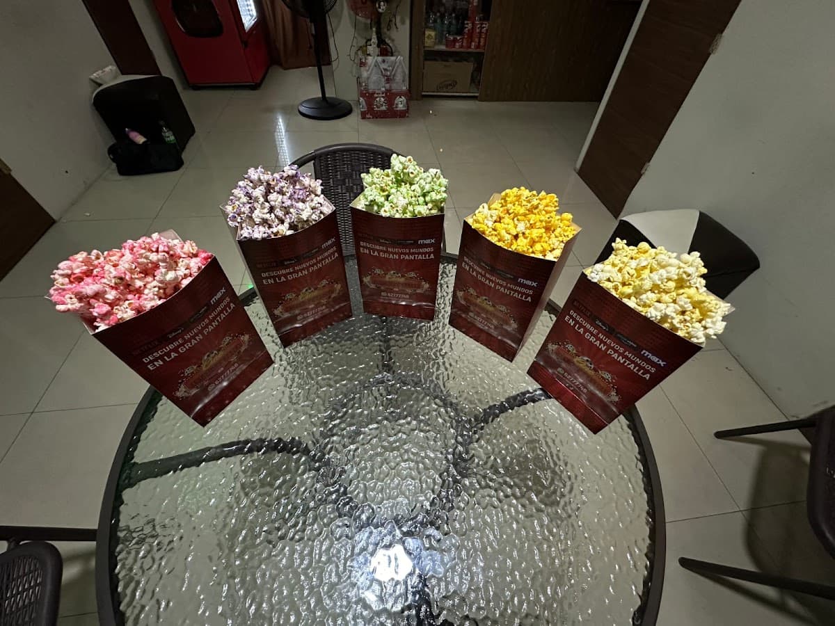 CINE AVENTURA — foto