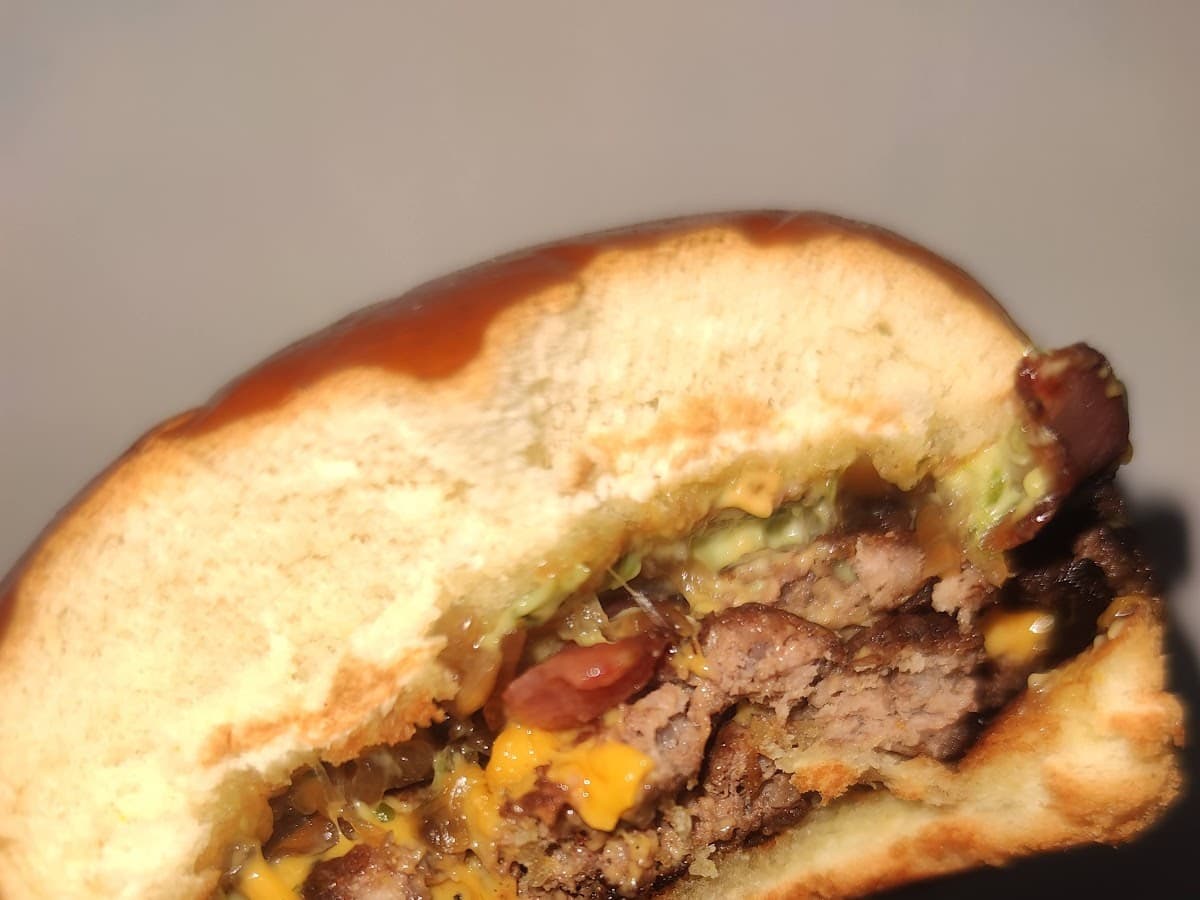 Dhuu Burger — foto