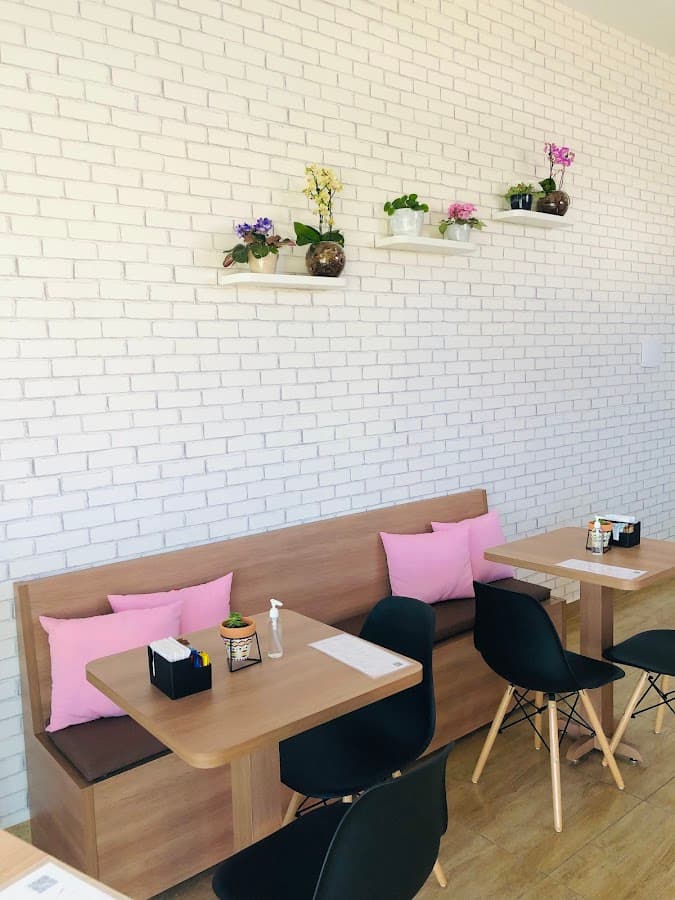 A Colher Confeitaria Artesanal e Cafeteria