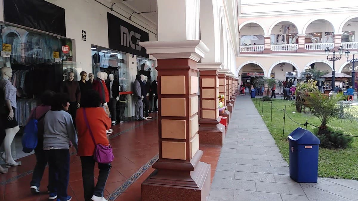 Centro Comercial La Concepción — foto