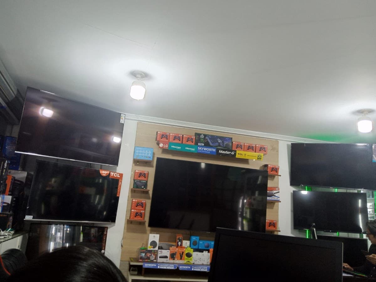 HOME TECH — foto