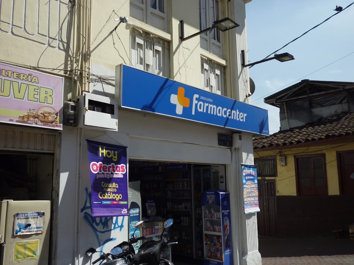 Farmacenter Olaya — foto