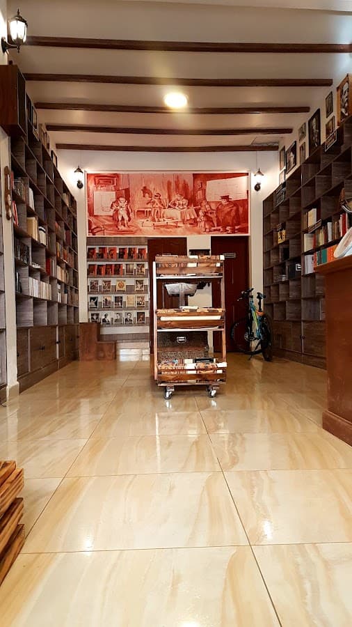 Librería Anticuaria Atenea — foto