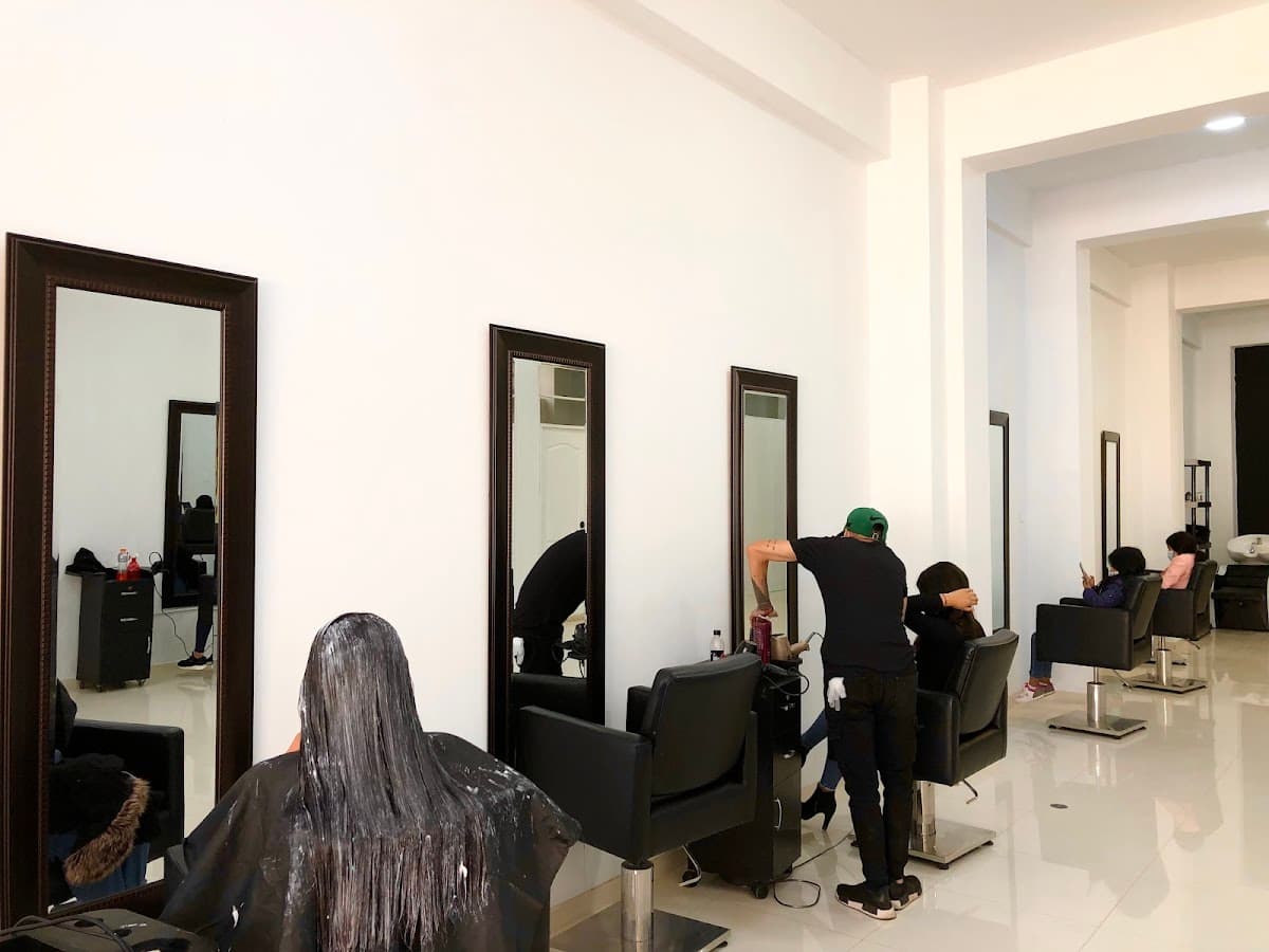 Oly salón Huancayo