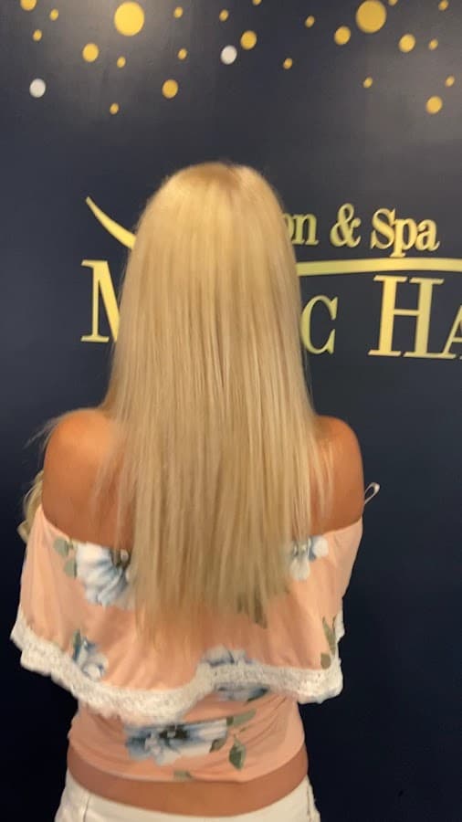 The Salon and Spa at Mystic Hair — foto