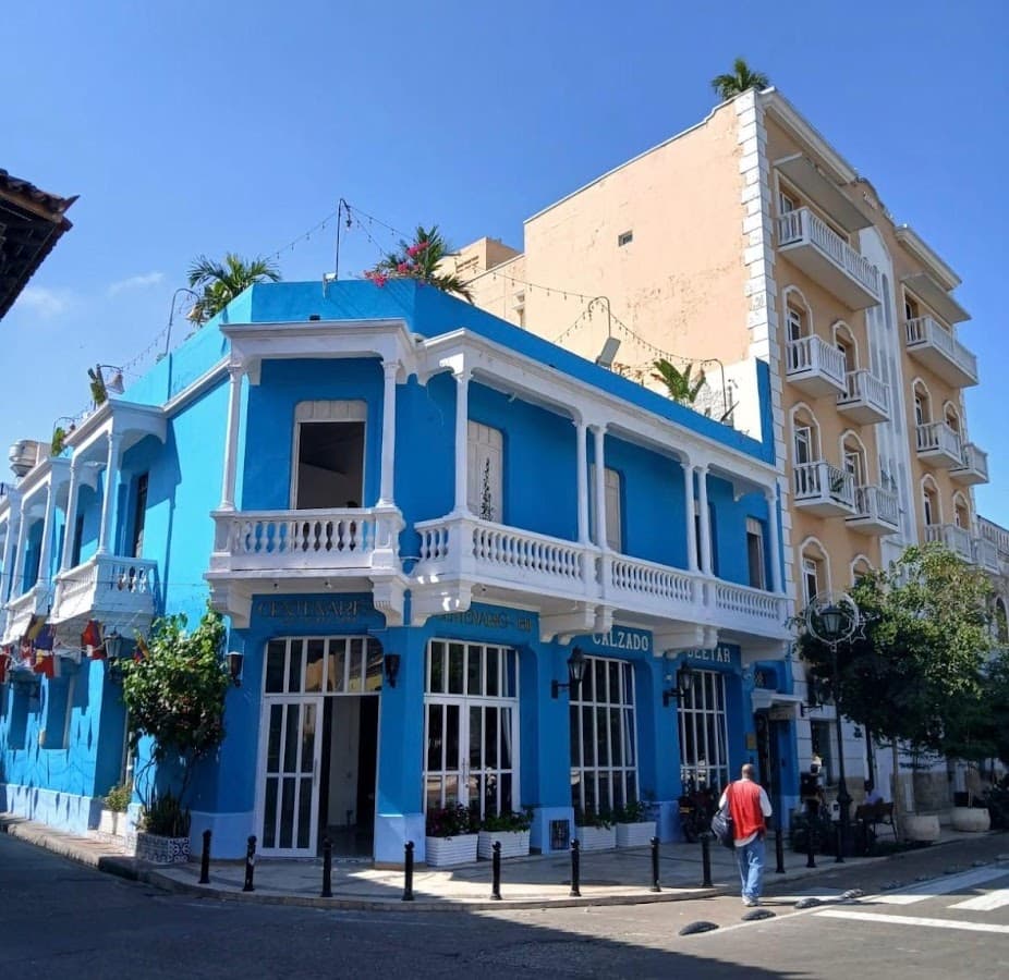 Hostal 1811 — foto