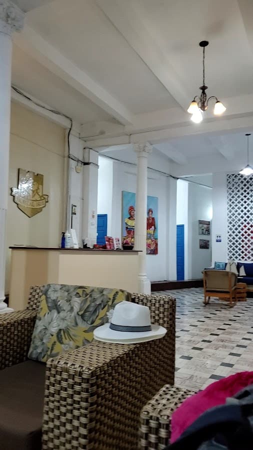 Hostal 1811 — foto