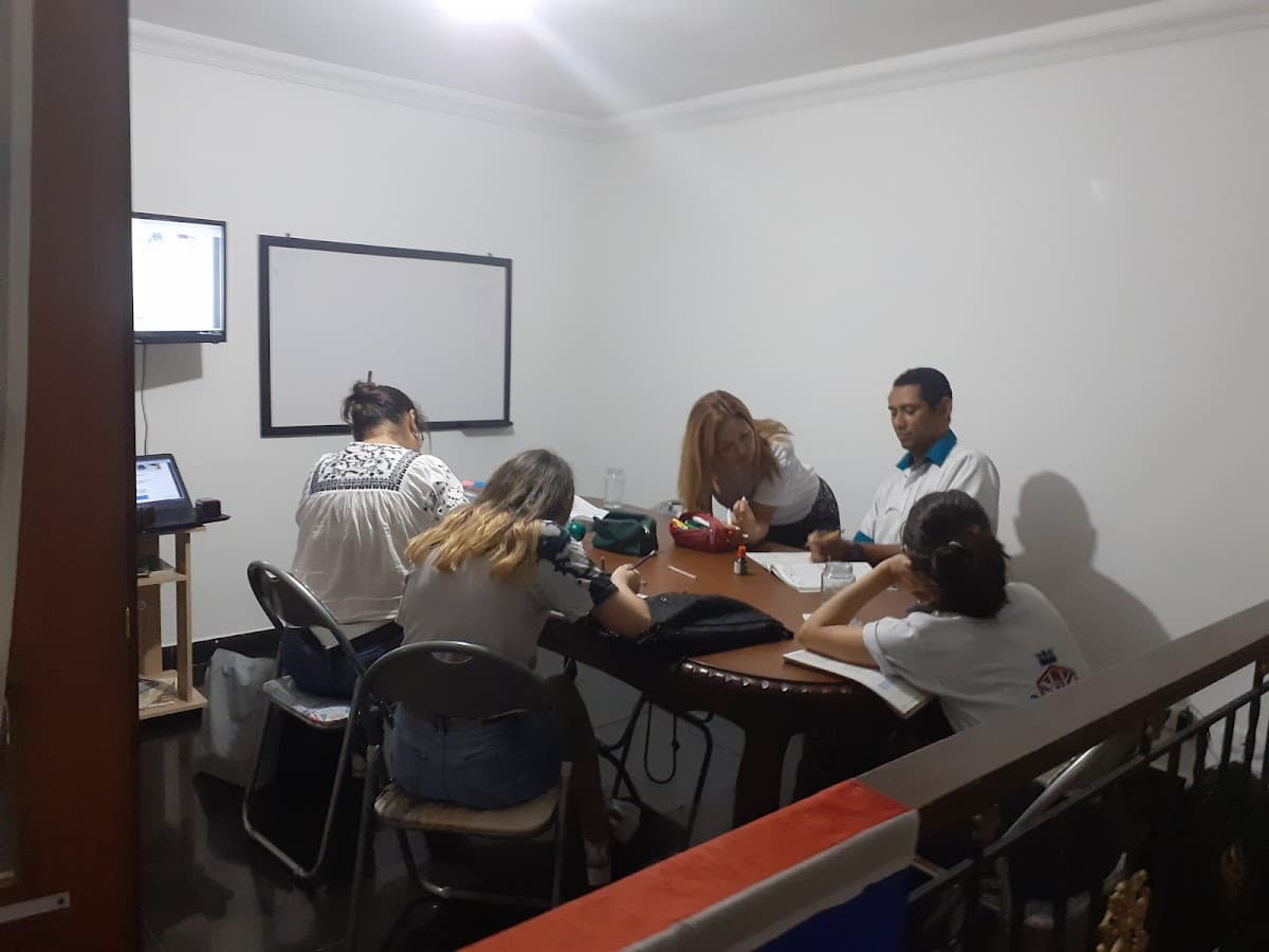 Centro Internacional de Idiomas — foto