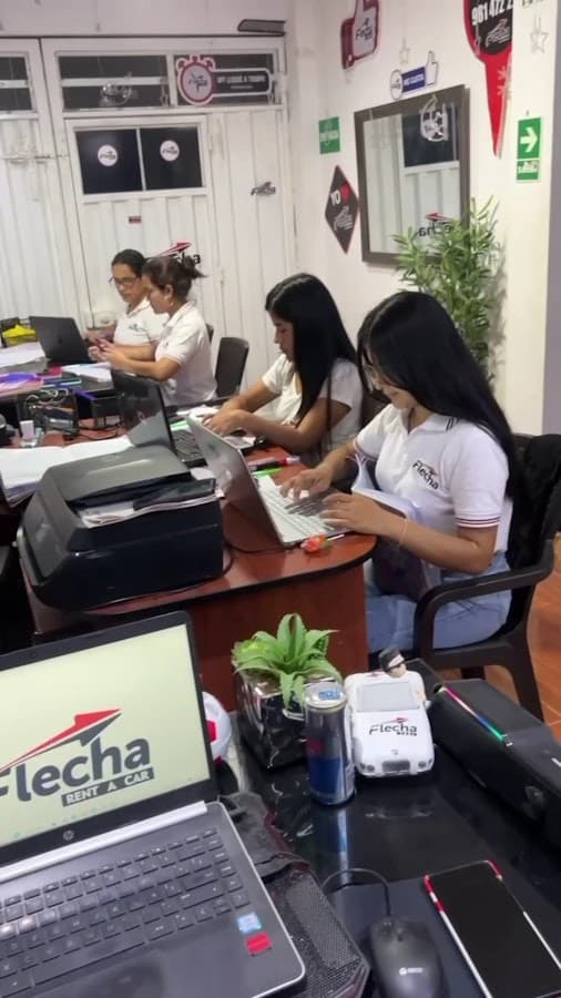 Flecha- Taxi /Rent A Car y Turismo — foto