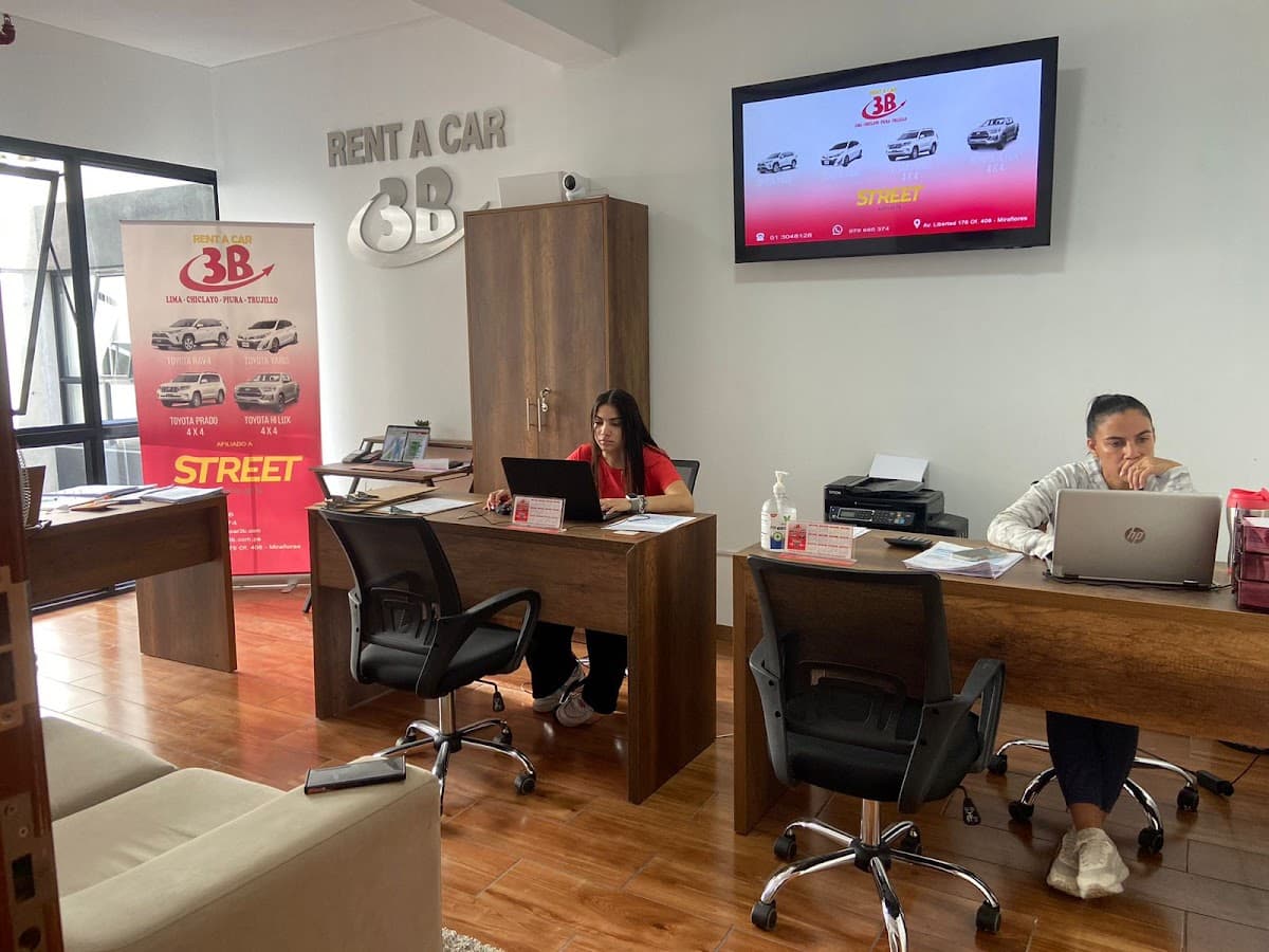 TRUJILLO RENTA CAR MOVILIDAD PRIVADA S.A.C. — foto