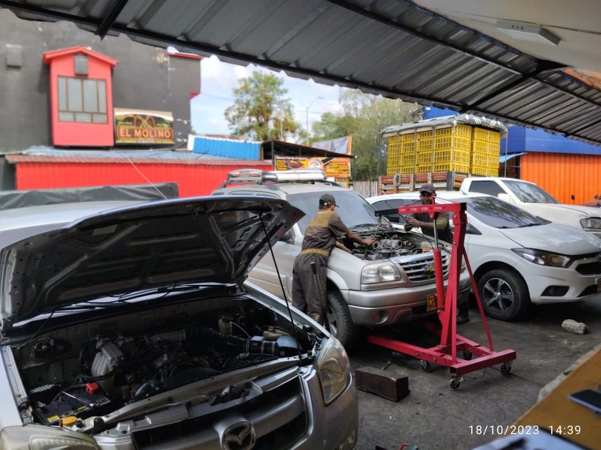 Casa Automotriz los Andes — foto