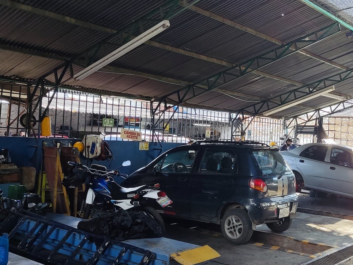 Mecánica Automotriz Alcázar — foto