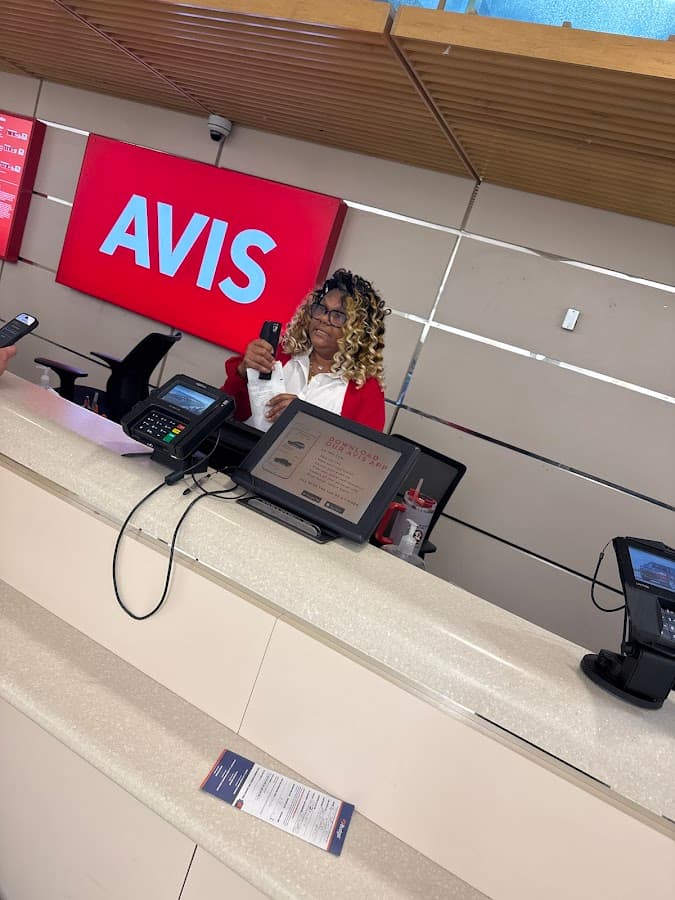 Avis Car Rental — foto