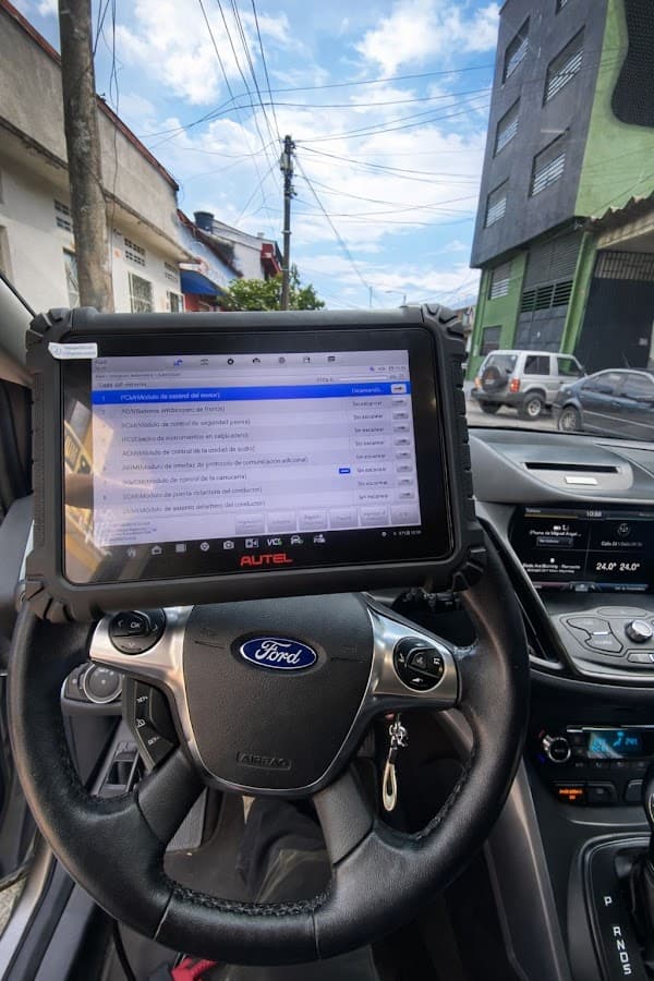 CAROTECH Servicio Técnico Automotriz