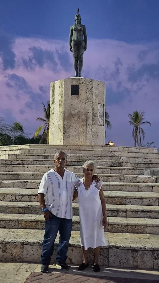 Monumento India Catalina — foto