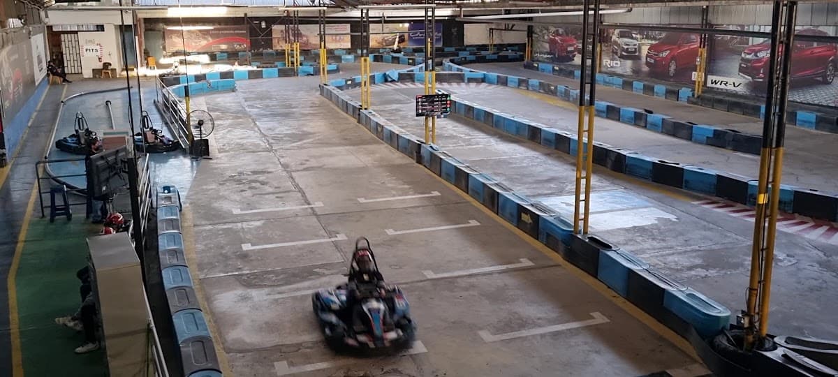 Pole Position Kart Indoor Arequipa — foto