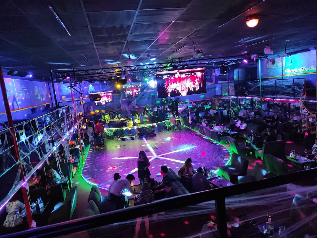 MYSTIC club — foto